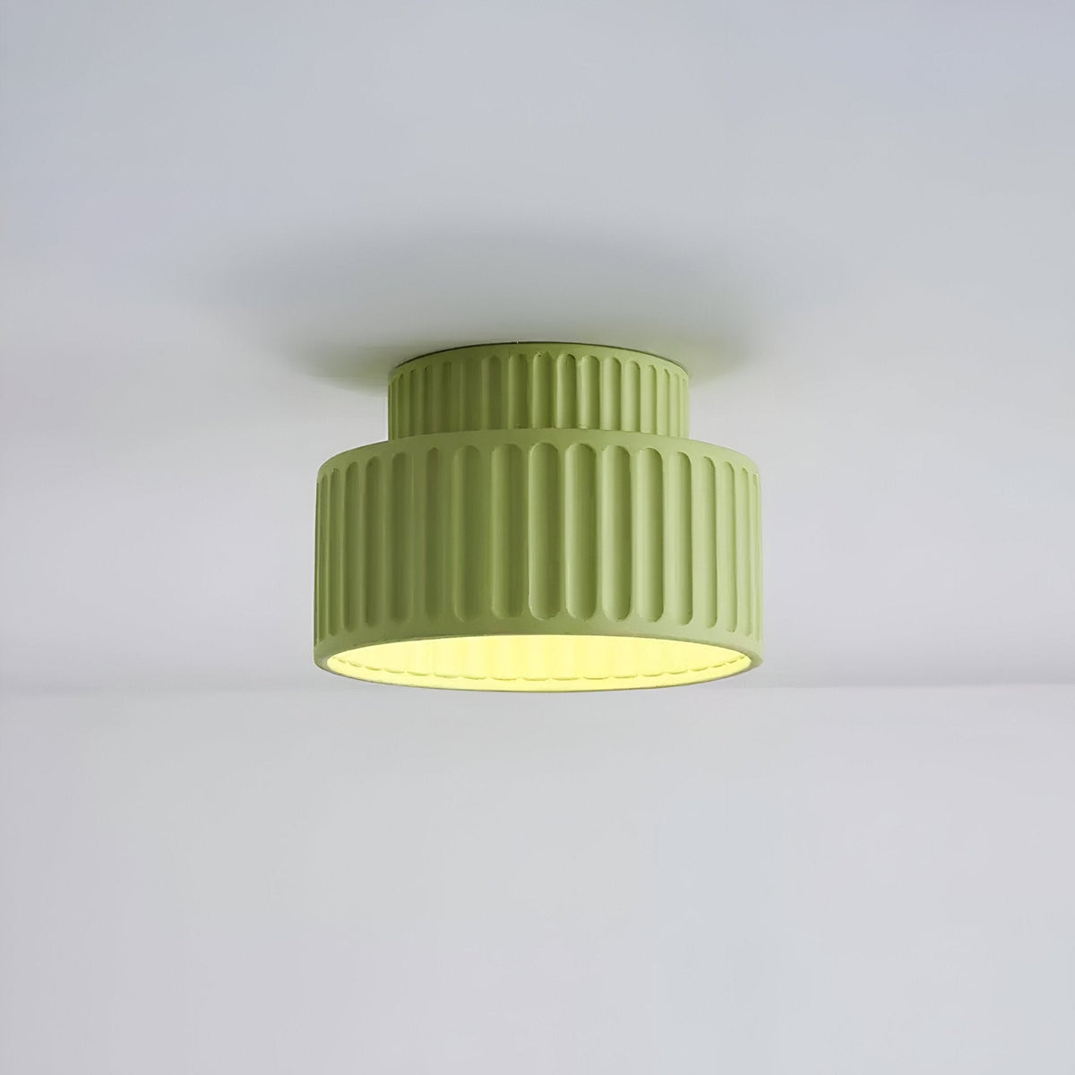 Ceiling light - Ribbed resin design - Timeless elegance for any room