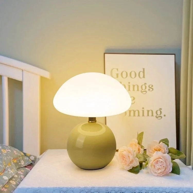 Table lamp - Cream-colored finish - Mushroom shape